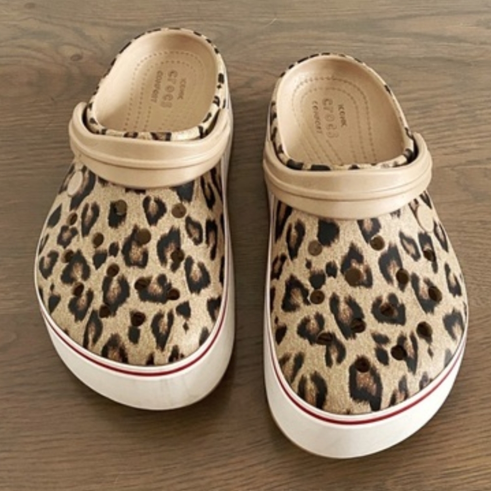 Crocs